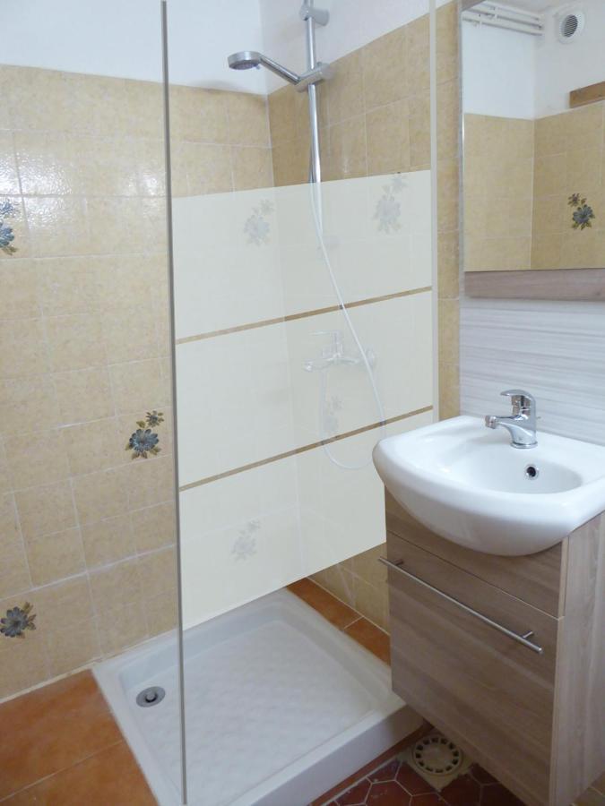 Bas De Jardin Plein Sud Proche Clim-wifi Holiday home Saint-Mandrier-sur-Mer